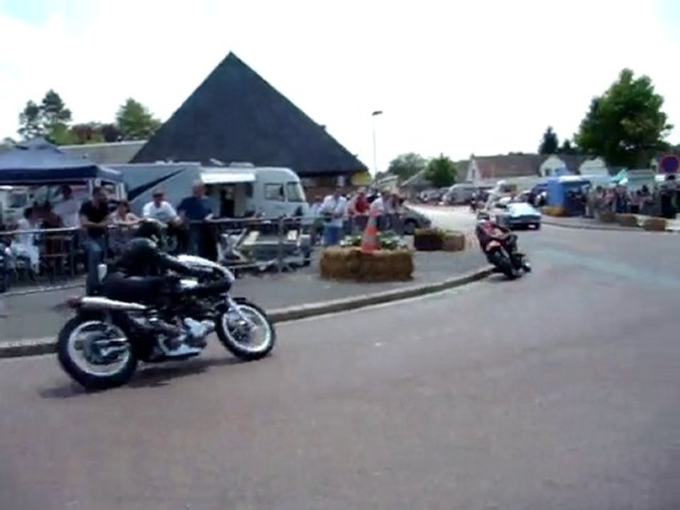 MOV05910