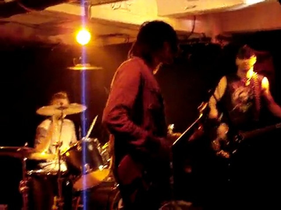 Concert aux Locaux Larsen Rosemary 081212  : even a nation