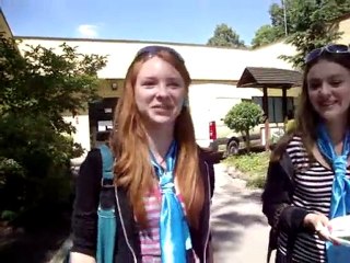 Życzenia składają uczniowie z wychowcą z Wilna