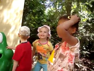 Życzenia od przedszkolaków z I Amerykańskiego Przedszkola