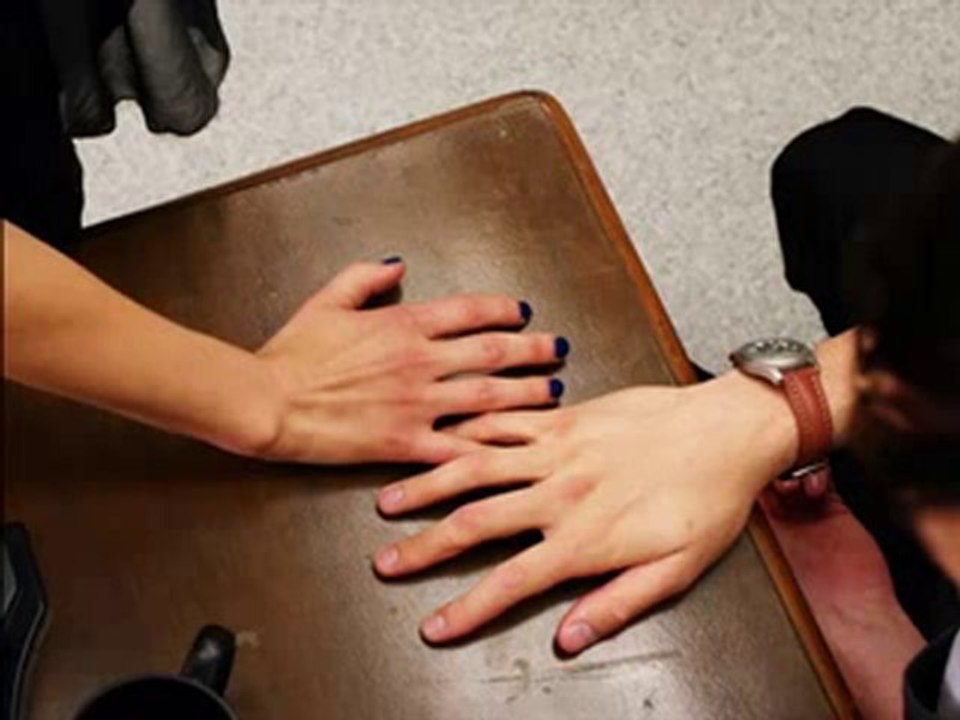 Pretty Little Liars Season 1 Episode 4 Can You Hear Me Now