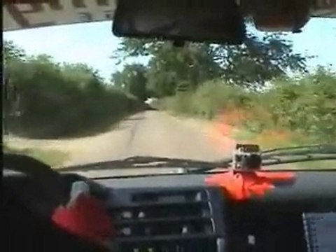 rallye du brionnais 2010 aldine et sophie ES1