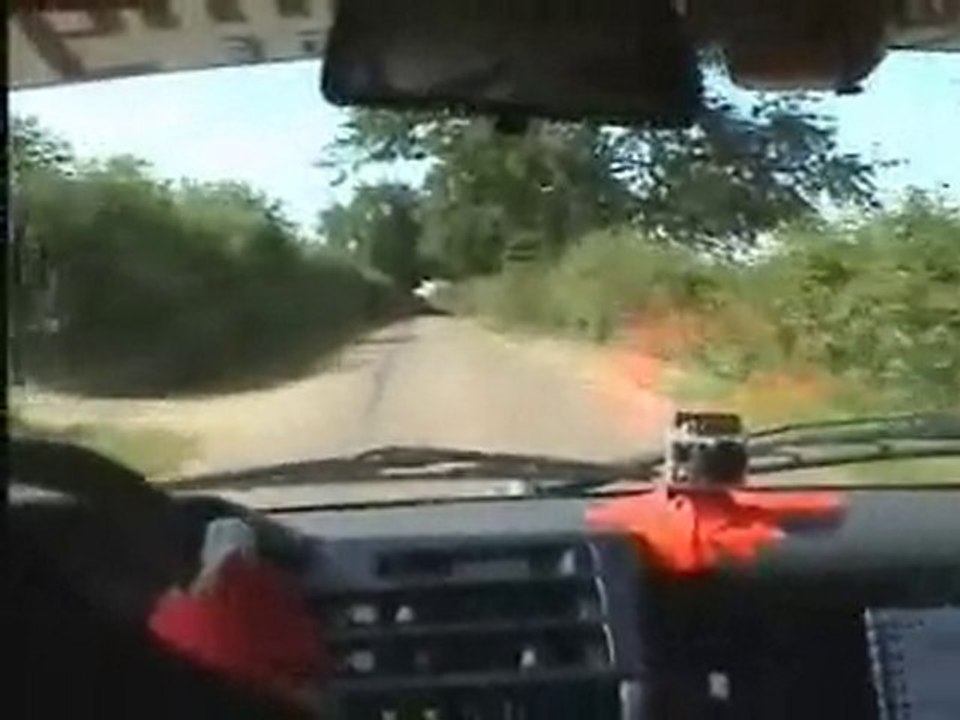 rallye du brionnais 2010 aldine et sophie ES1