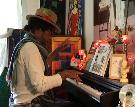 ECRITS PRESQUE VIF...S @ by ETHEL MUNIZ