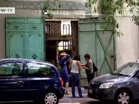 Carrara marble in sculptures | Video of the day