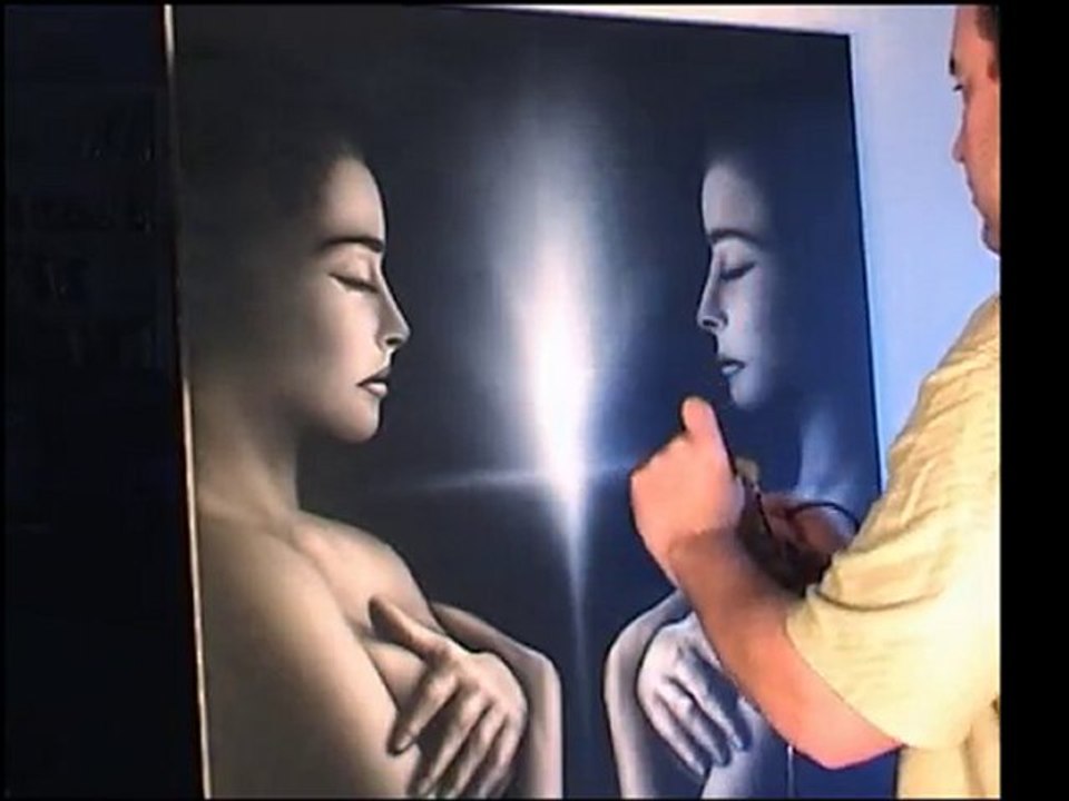 AIRBRUSH DVDS CLOUDS CHROME FLESH WATERDROPS PORTRAITS FIRE