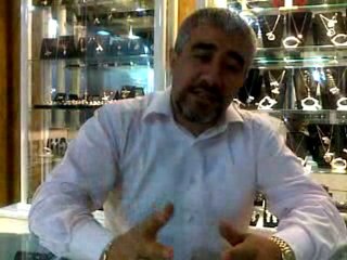 Seveceksen İncitmeden Sev Beni