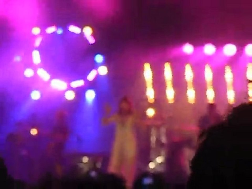 Florence and the machine à Solidays 2010