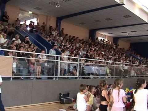 TULLE SPECTACLE DE FIN D'ANNEE DE LA TULLISTE 2010