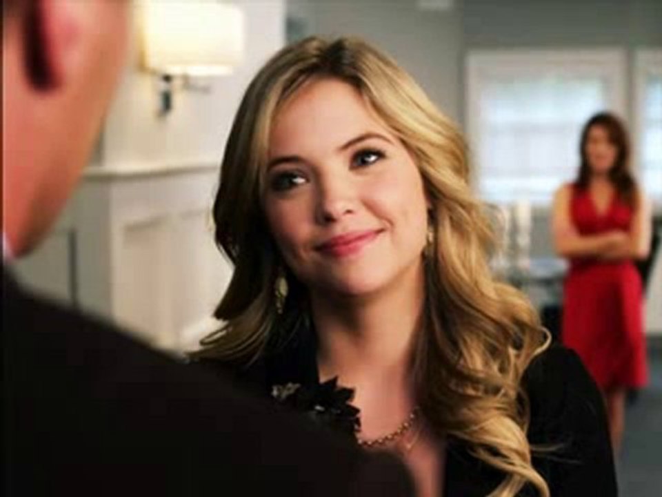 Pretty Little Liars S1E4 Part 1 Can You Hear Me Now?