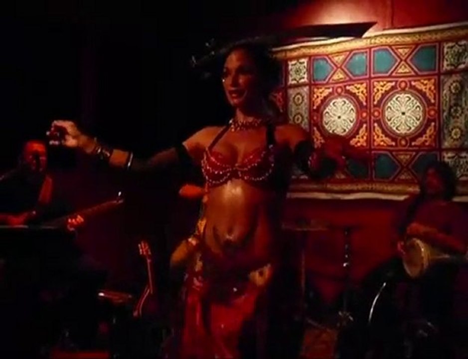 Sabrina Fox Belly dance
