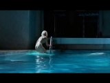 L'Autre Monde extrait piscine (Louise Bourgoin nue !)