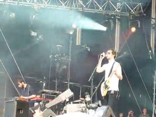 Pony pony run run solidays 2010