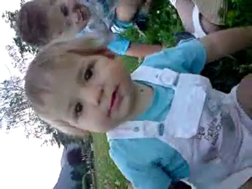 loris au bord du lac