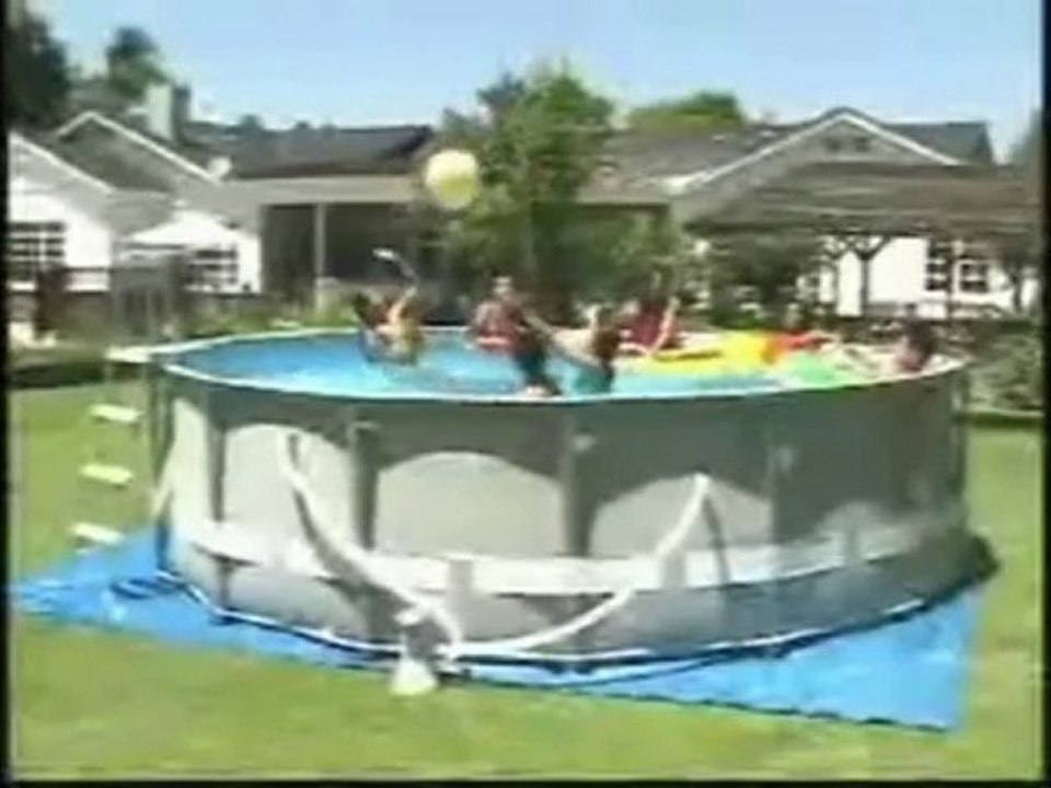 Installation piscine Intex ULTRA FRAME ronde VigiPiscine