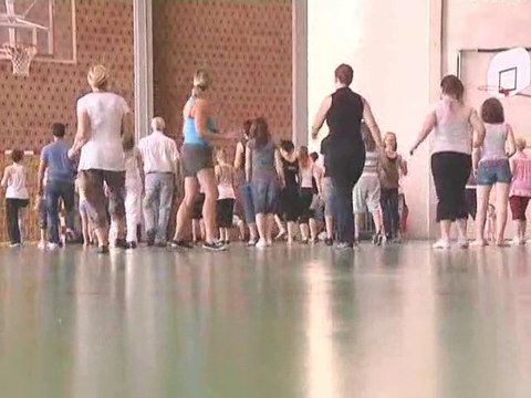 Calaisis TV: Dernières répétitions pour la danse géante