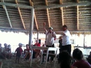 Bernard le connard touriste francais