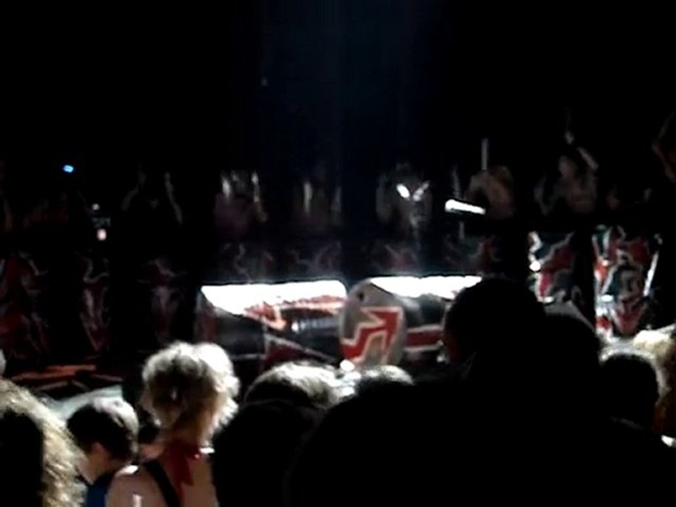 Tambours du Bronx suite et fin_estivales du château