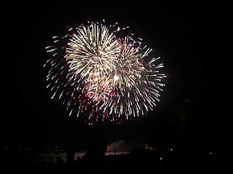 Feu d'artifice le 14 juillet 2010 à Evian-les-bains