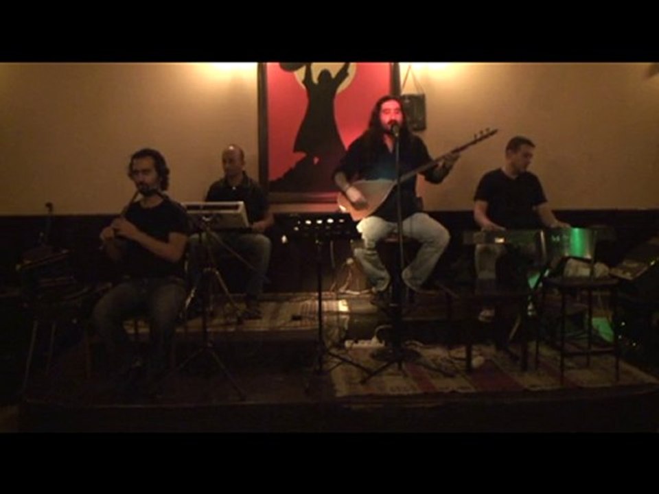 HERGÜN BAŞKA BİR TARAFTAN ESERSİN ERKAN AYDAR