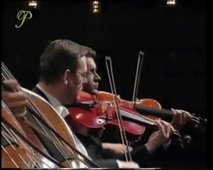 Divertimento K136 (Mozart)