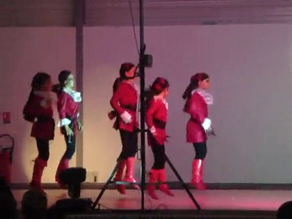 1 JUILLET 2010 SPECTACLE DANSE Ju