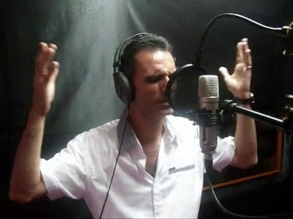 ERHAN BALPETEK-SEN KÜÇÜKSÜN ÖLEMEZSİN.