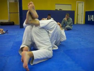 BJJ Black Belt William Vandry shows a Mount Escape to Sweeps