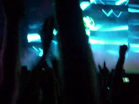 Intro Black Eyed Peas Main Square 2 Juillet 2010