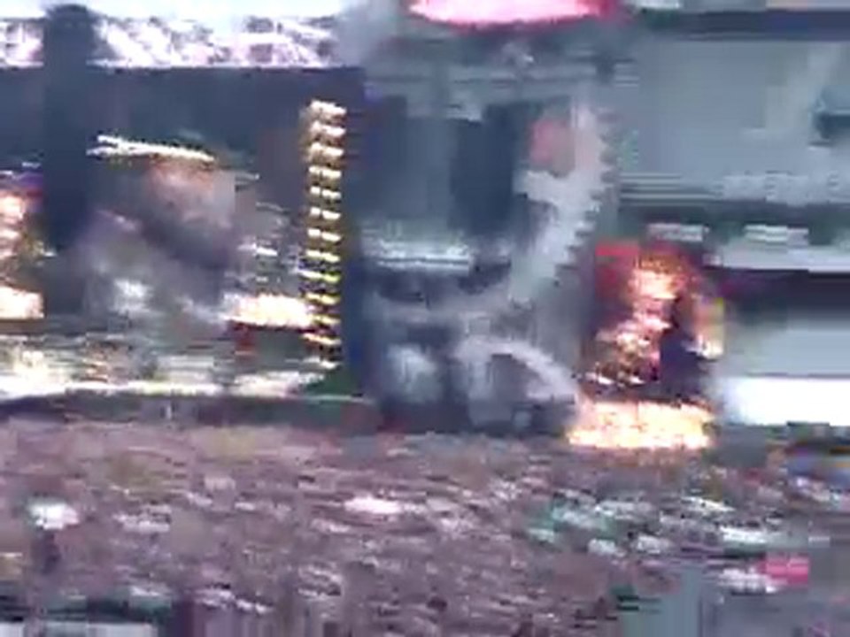 AC/DC (Back in Black).