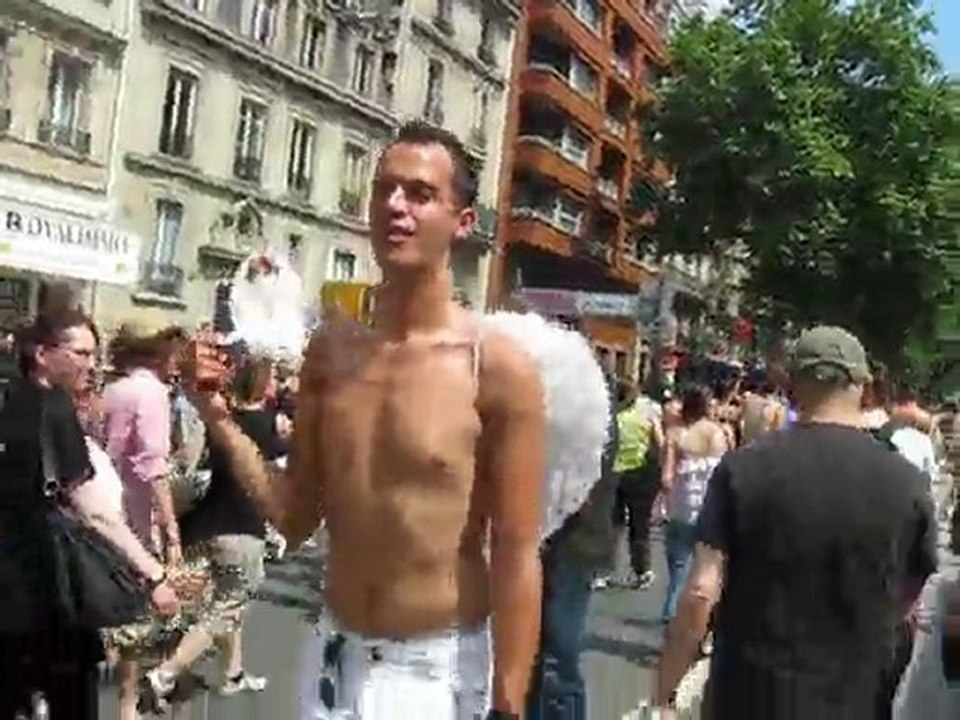 NICK MORISSON LIVE @ GAY PRIDE CHAR AIDES PARIS 2010 (3)