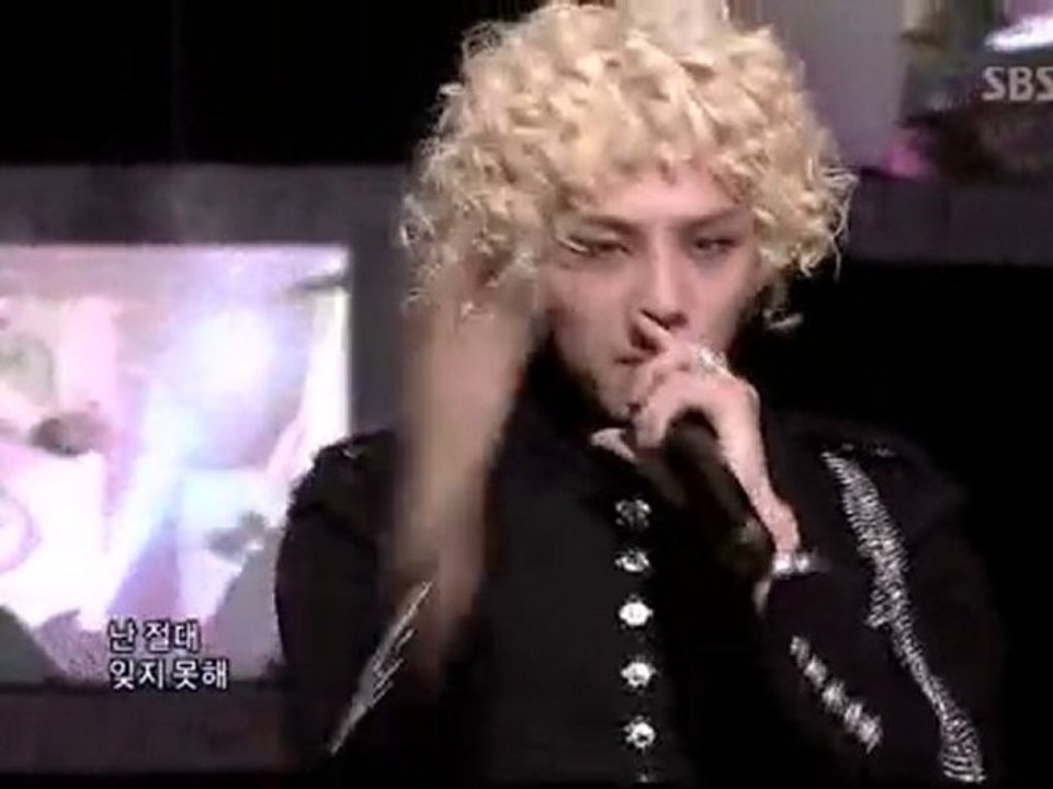 G-Dragon - Boy (181009)
