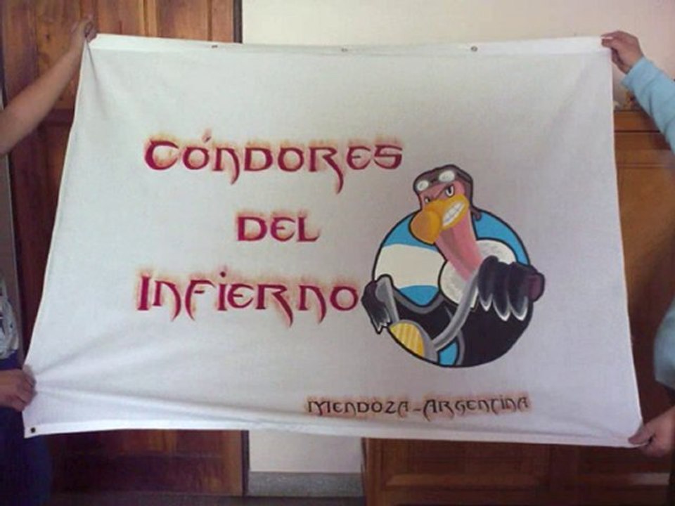 Bandera de Cóndores del Infierno