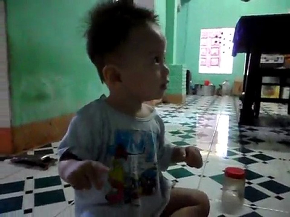 cu tit 1 tuoi nhay nhac cuc soc