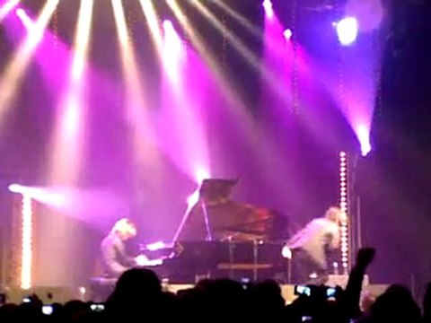 Yoshiki & Toshi @ Japan Expo 2010 b