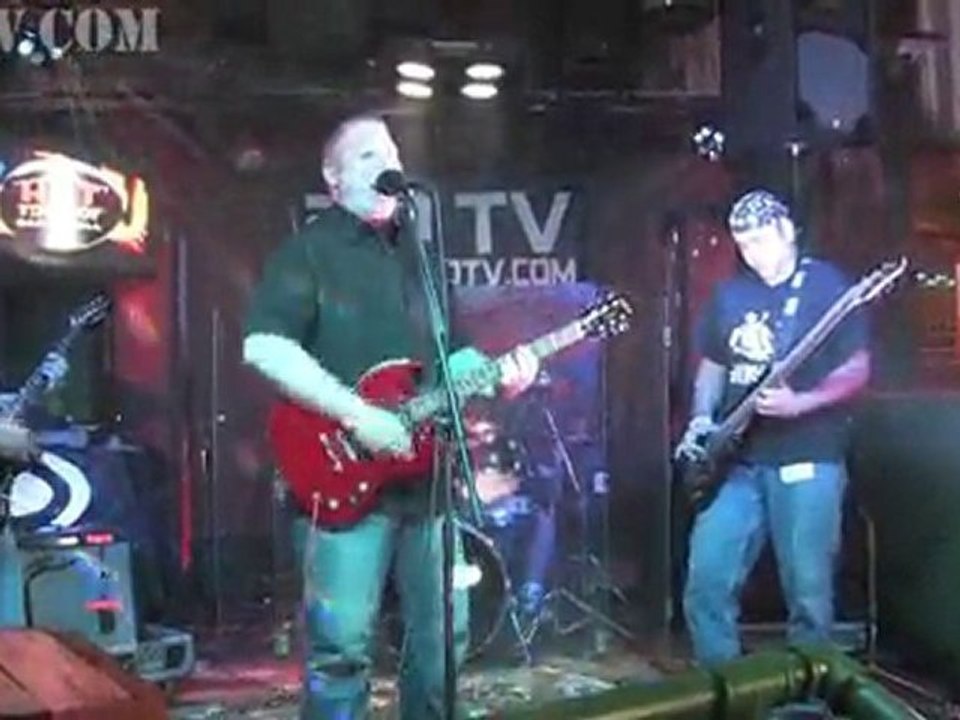 Dirty Jack - Don't Bother Me - Performance