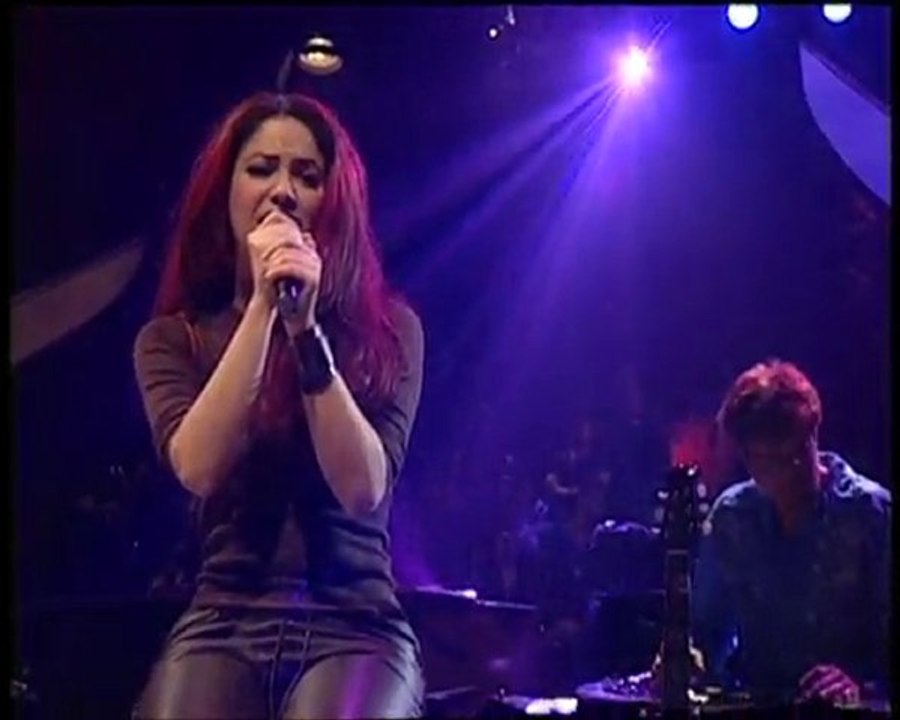 Shakira Moscas en la Casa  Unplugged  1999