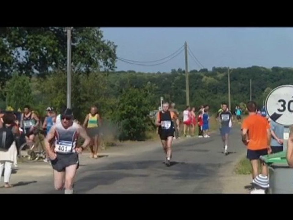 Foulées Chevaigné 2010 : Arrivée 2