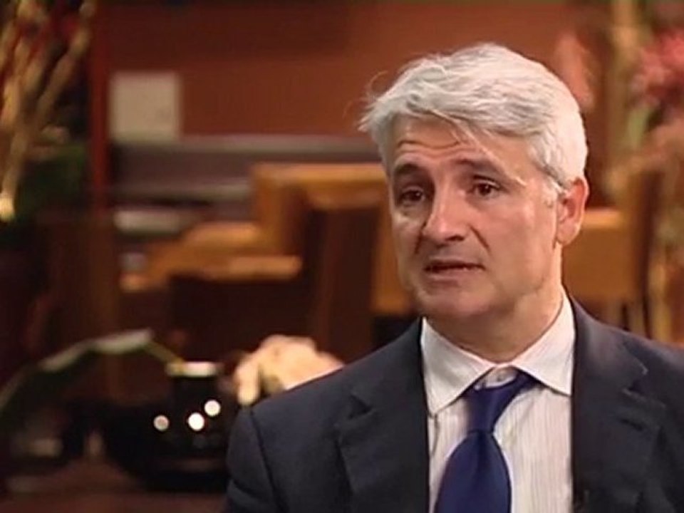 Leadership Training Video: Social Media and Football