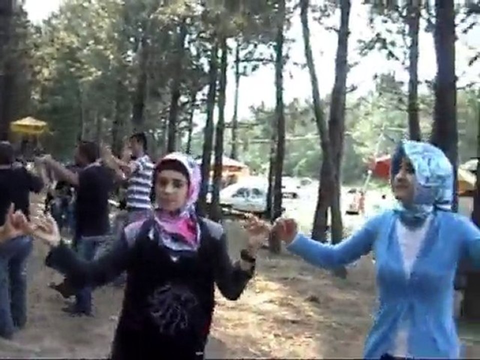 Üçyol köyü derneği 2010 piknik "4.BÖLÜM"