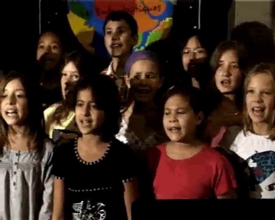 VERT L'UNIVERS par le choeur d'enfants  "Les Enfantastiques"