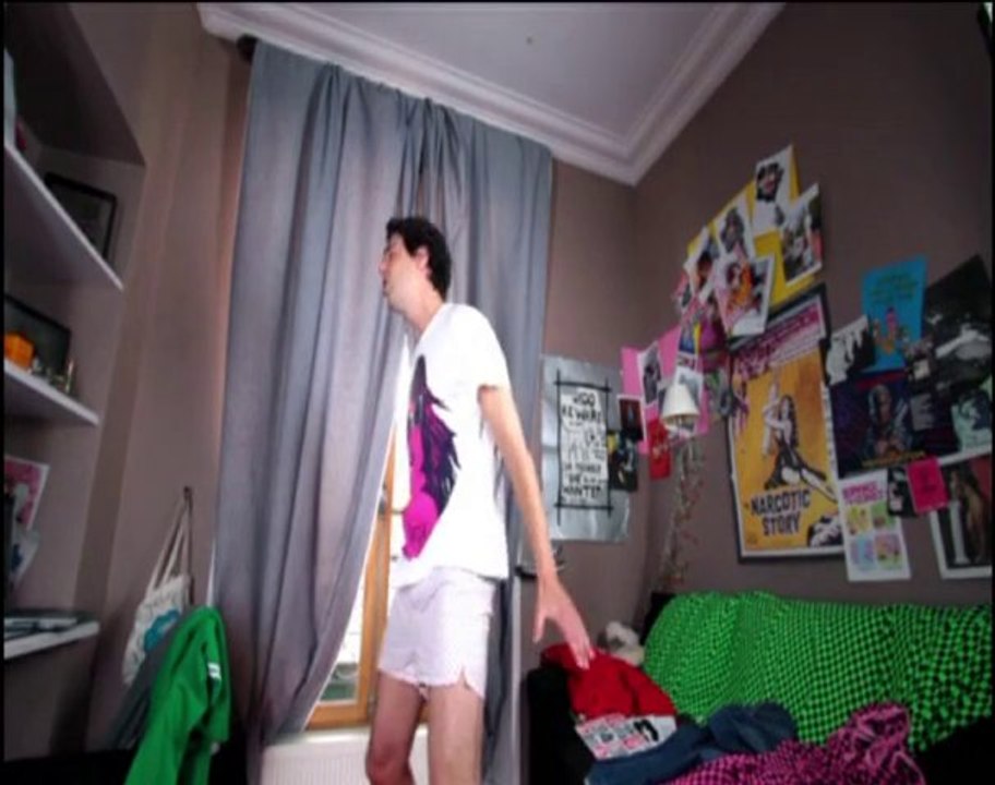 Max Boulbil drague Sophie Favier sur Chatroulette