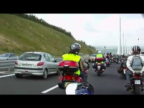 2010 Les Motards du Viaduc - Traversée du Viaduc