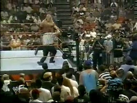 Edge vs. Jose Estrada (Edges WWF Debut)