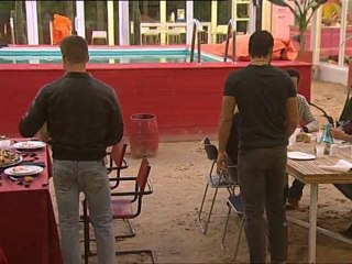 Kevin récupéré par les violets