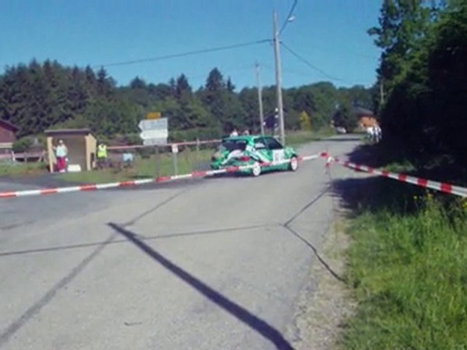 ES 1  Rallye des bornes 2010 équipage Fabien/Romain