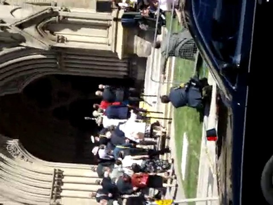 Queens Visit 2010 018