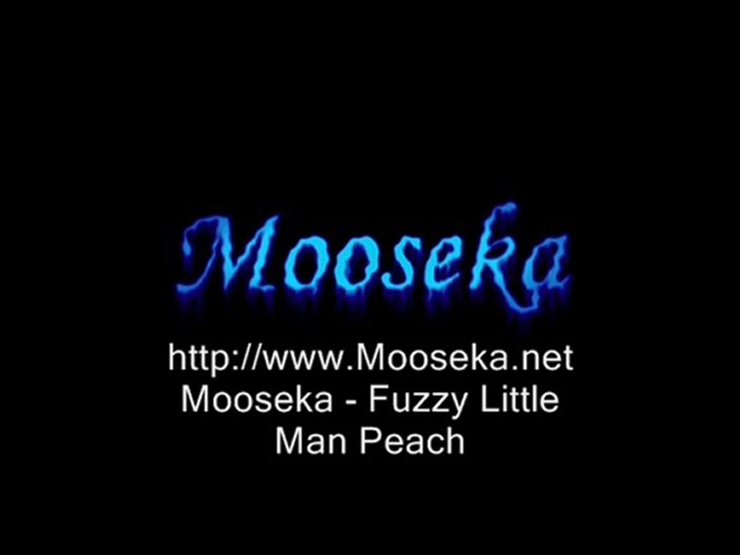 ⁣Mooseka - Fuzzy Little Man Peach