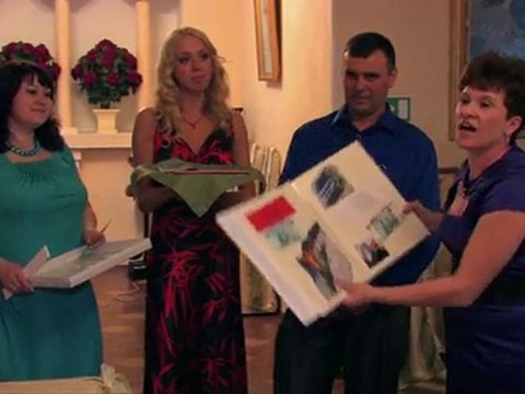 Оригинальное поздравление от родителей-