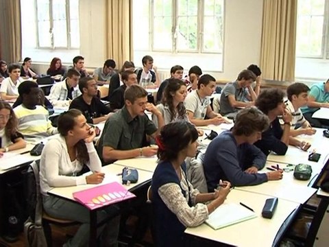 Le Journal vidéo du mardi 6 juillet 2010, édition de 12H00